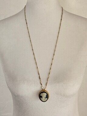 Vintage Gold-Tone Black & Ivory Cameo Pendant Necklace